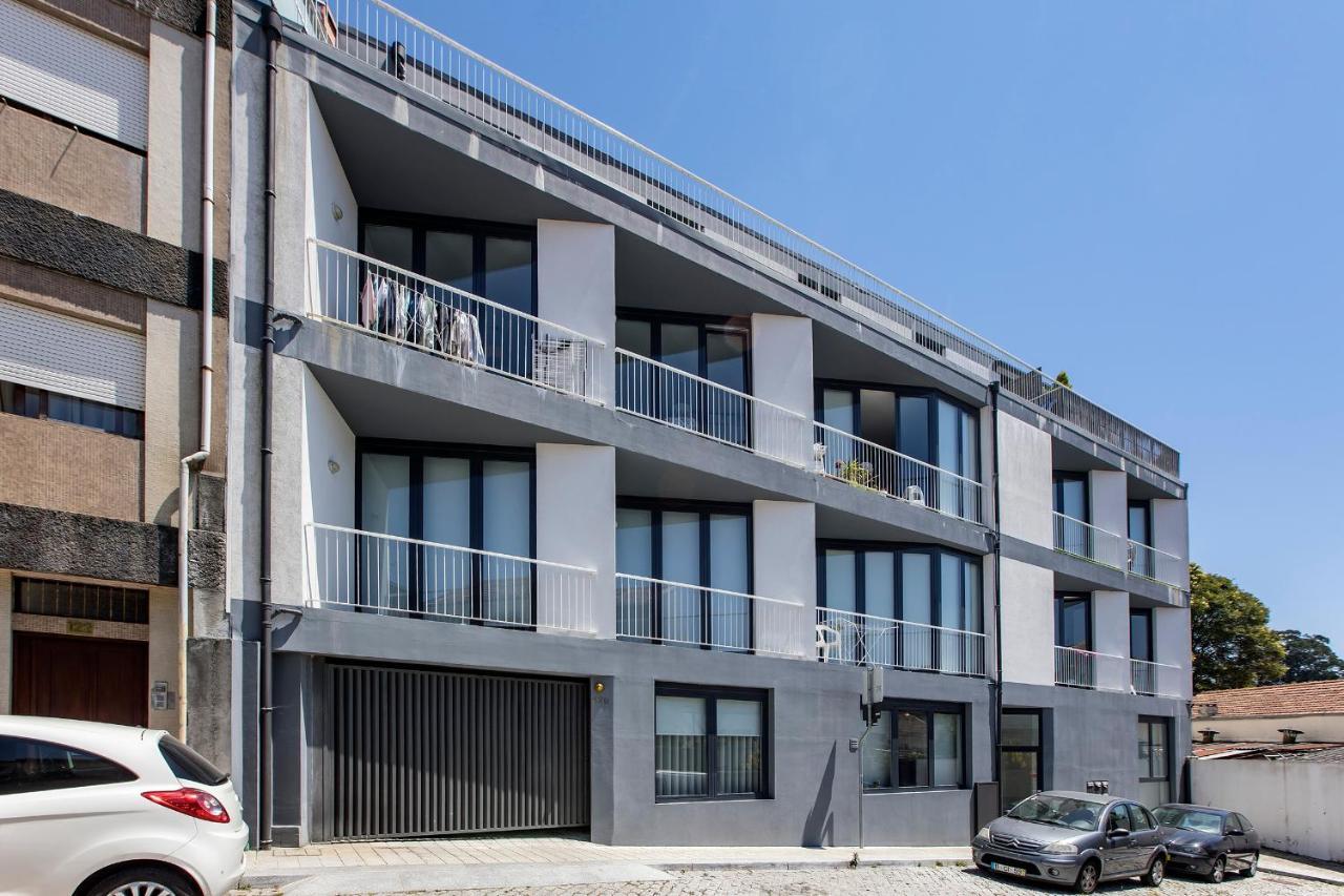 Superb 1Br Flat W/ Garden, Ac & Free Parking By Lovelystay Porto Eksteriør bilde